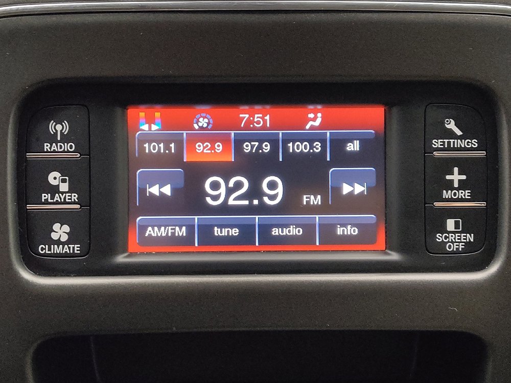 Used 2019 Dodge Journey SE FWD image 25