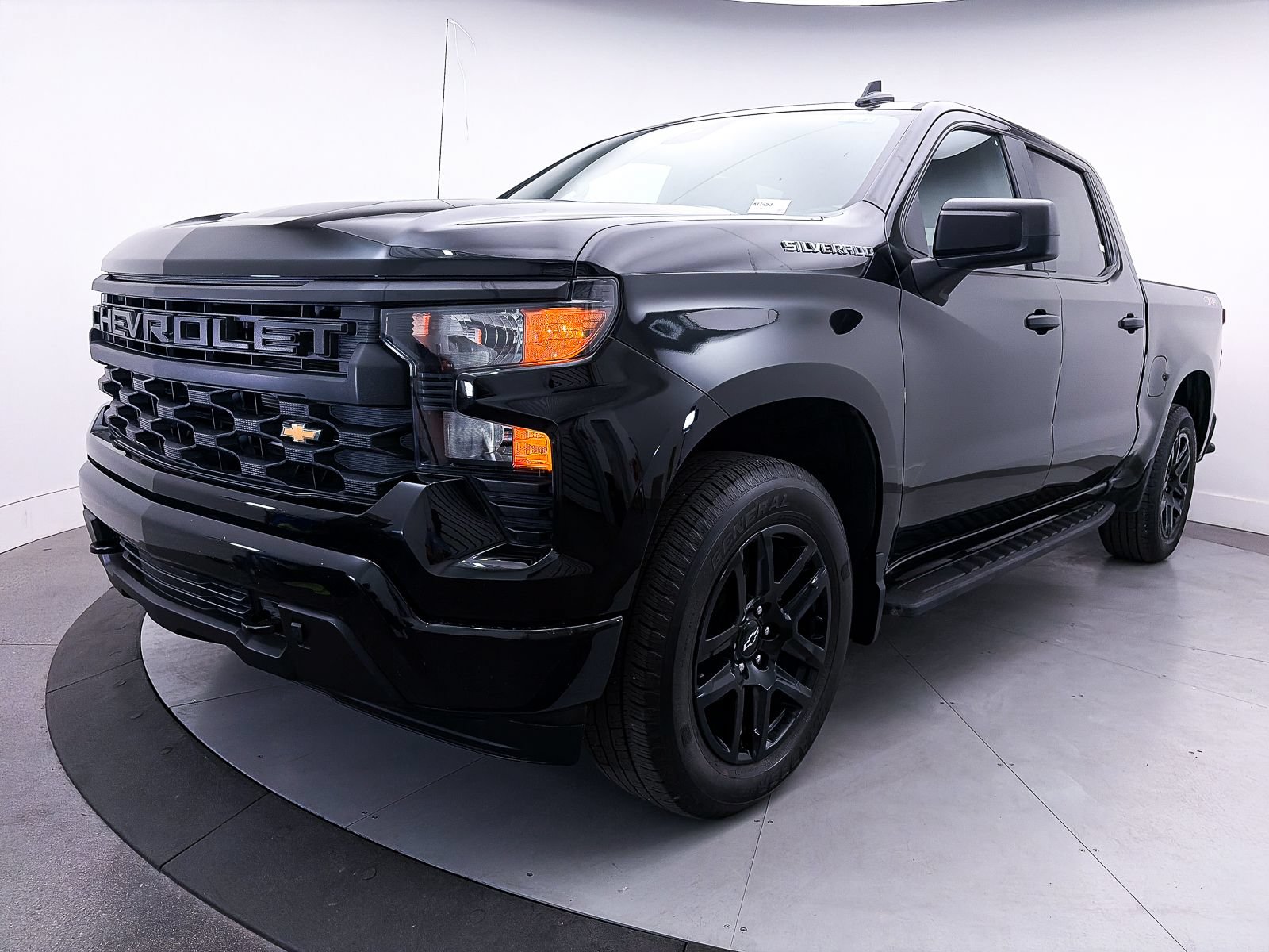 Used 2024 Chevrolet Silverado 1500 Custom AWD/4WD image 12