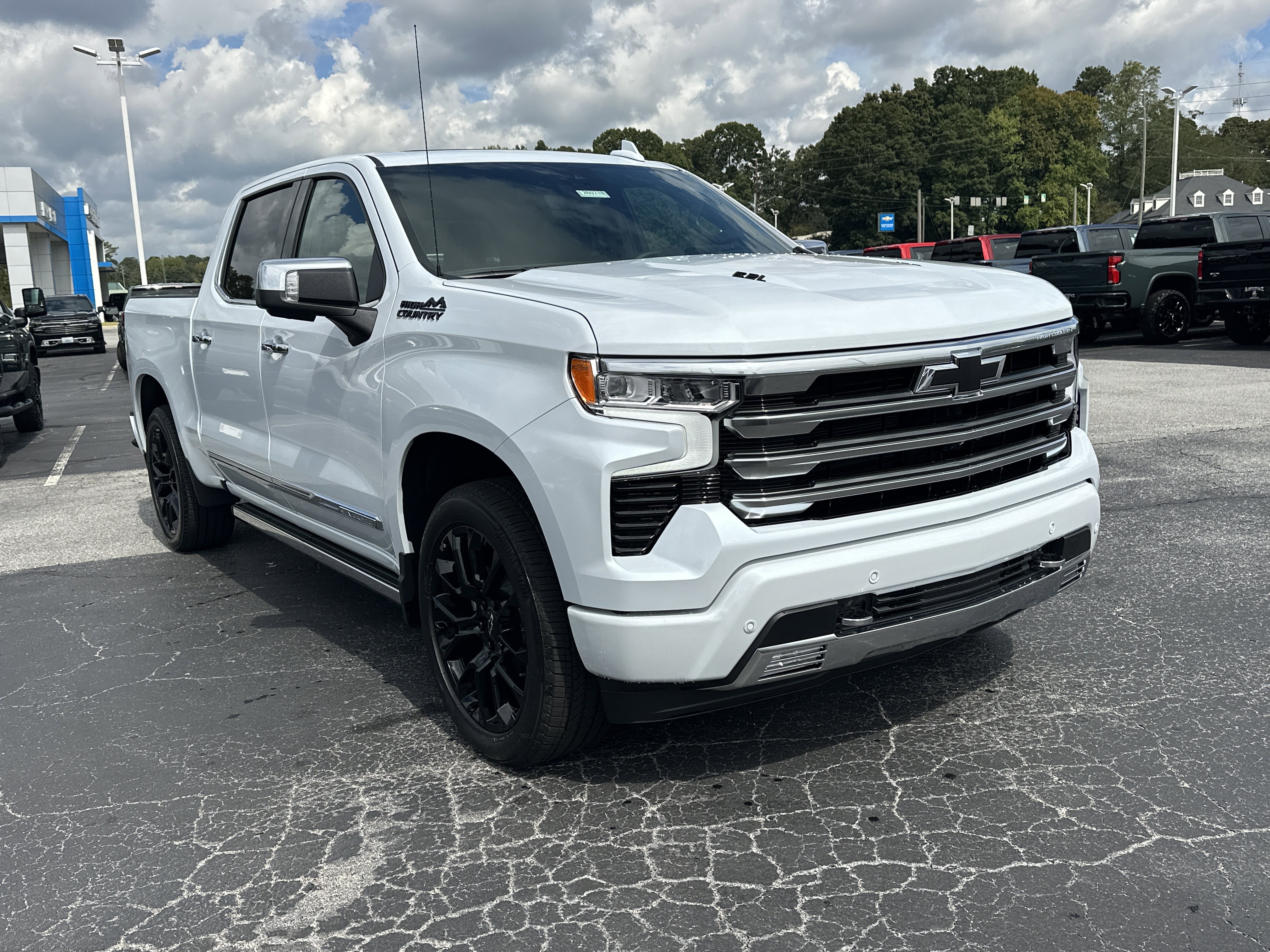 New 2026 Chevrolet Silverado 1500 High Country image 2