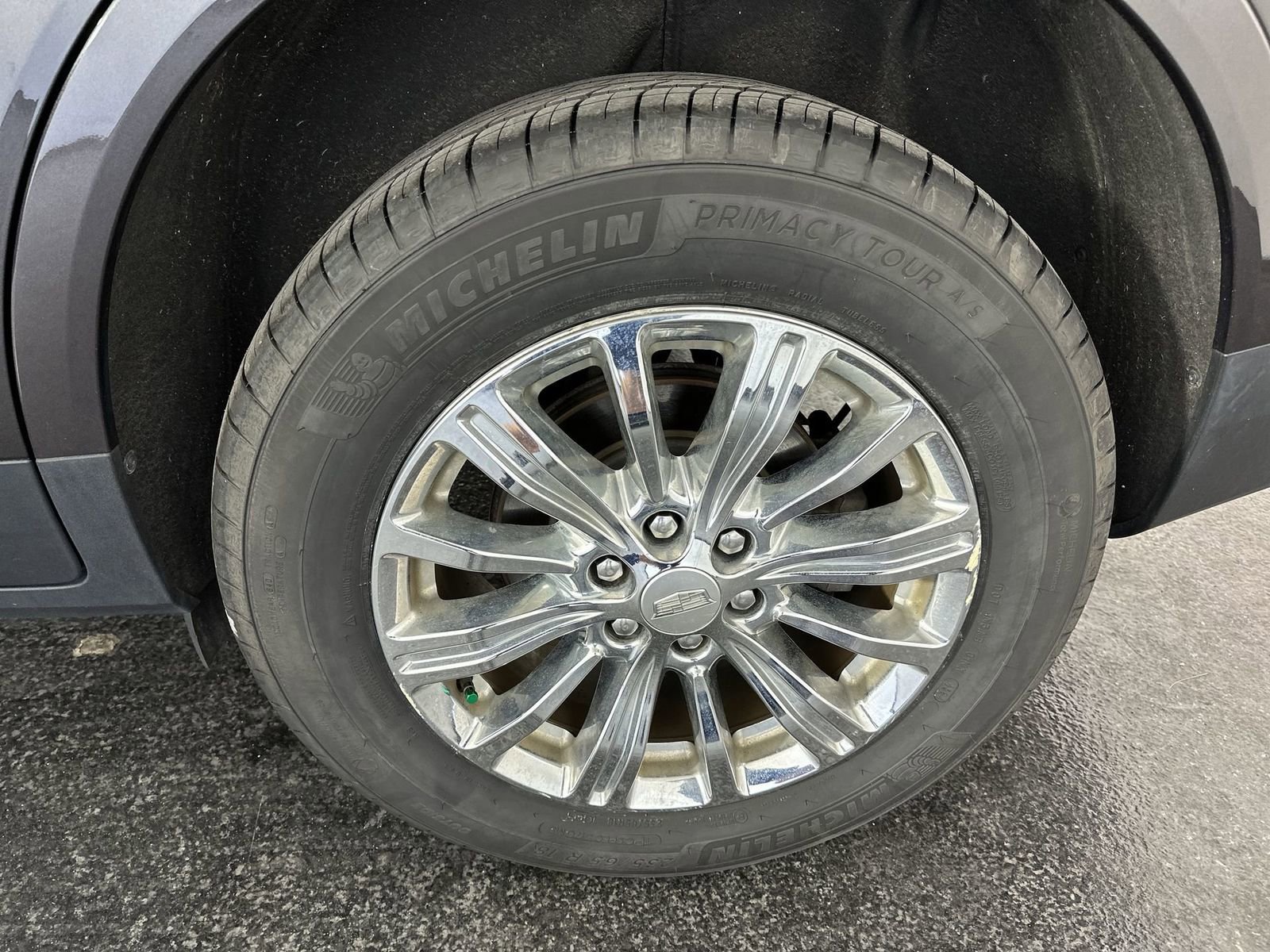 Used 2017 Cadillac XT5 Luxury w/ Driver Awareness Package image 14