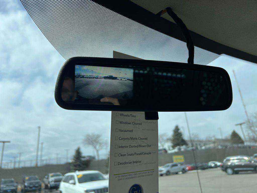 Used 2024 Chevrolet Express 2500 w/ Driver Convenience Package image 33