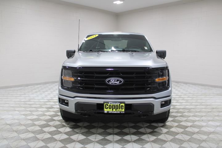 Used 2024 Ford F150 XLT w/ XLT Black Appearance Package image 6