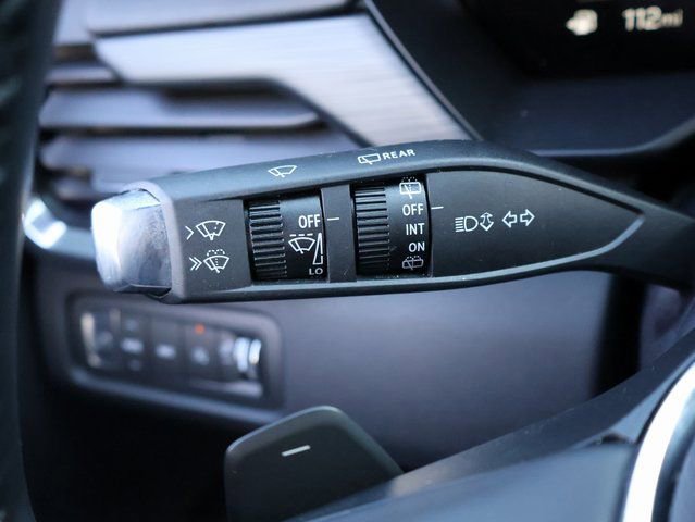 Used 2025 GMC Acadia Elevation image 38