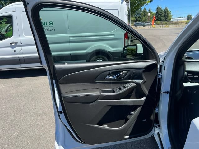 Used 2022 Chevrolet Traverse High Country AWD/4WD image 17