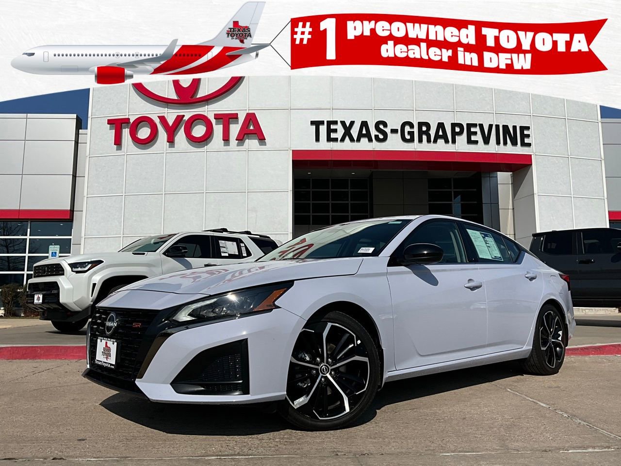 Used 2025 Nissan Altima 2.5 SR image 1