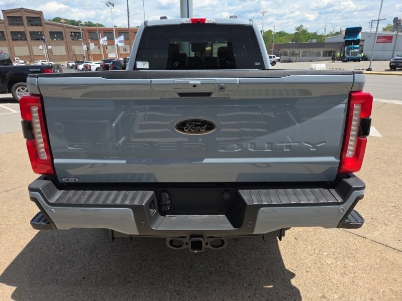New 2026 Ford F250 Lariat w/ Black Appearance Package AWD/4WD image 6