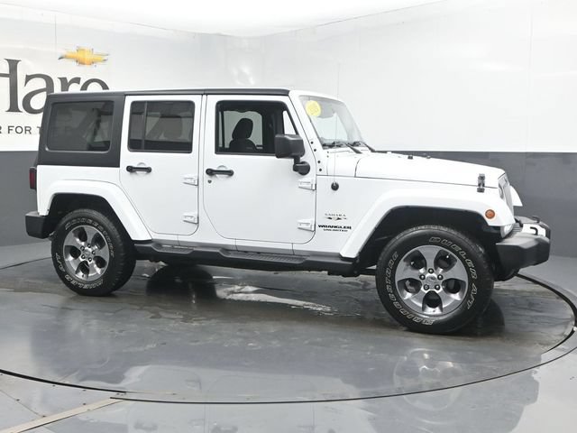Used 2016 Jeep Wrangler Unlimited Sahara w/ Connectivity Group