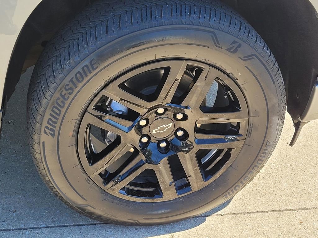 Used 2023 Chevrolet Silverado 1500 Custom image 6