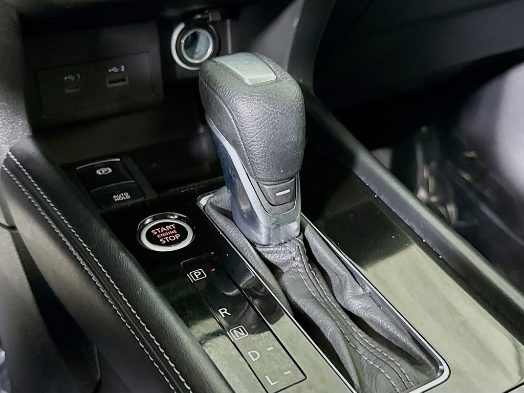 Certified 2021 Nissan Kicks SV FWD image 10