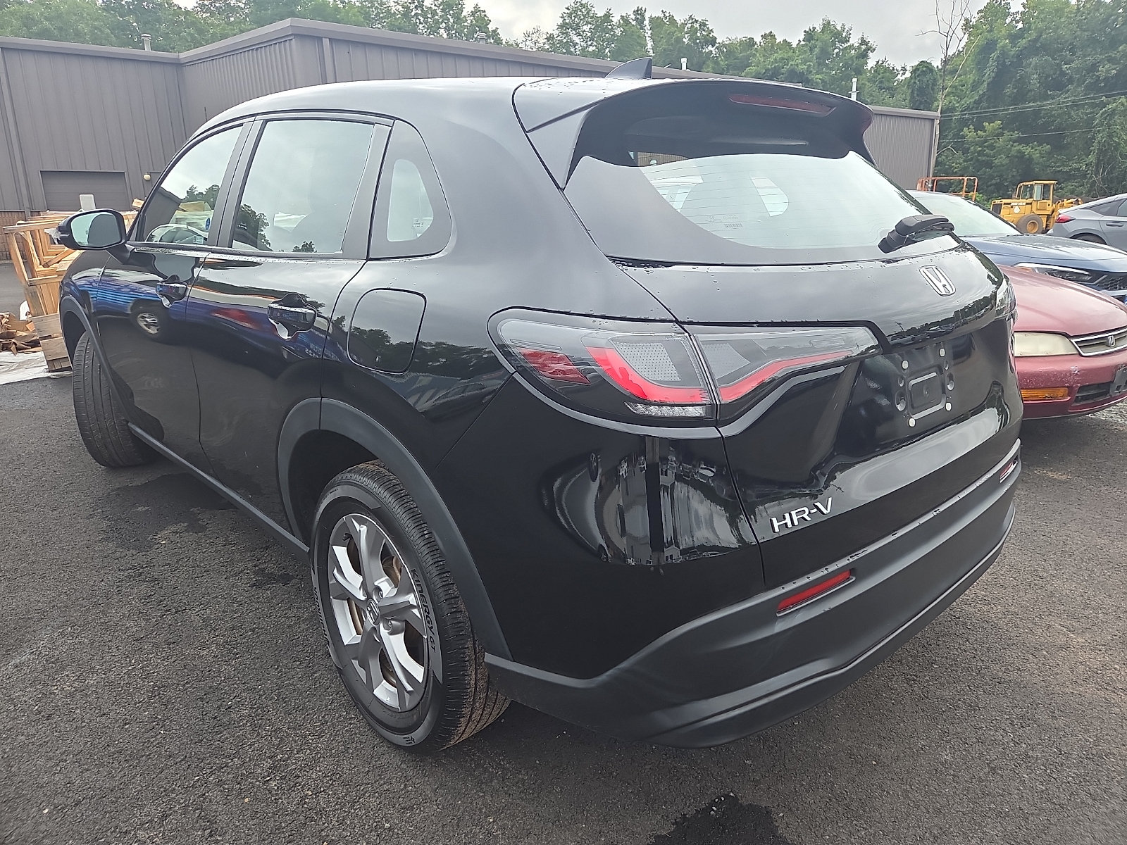 Used 2024 Honda HR-V LX image 3