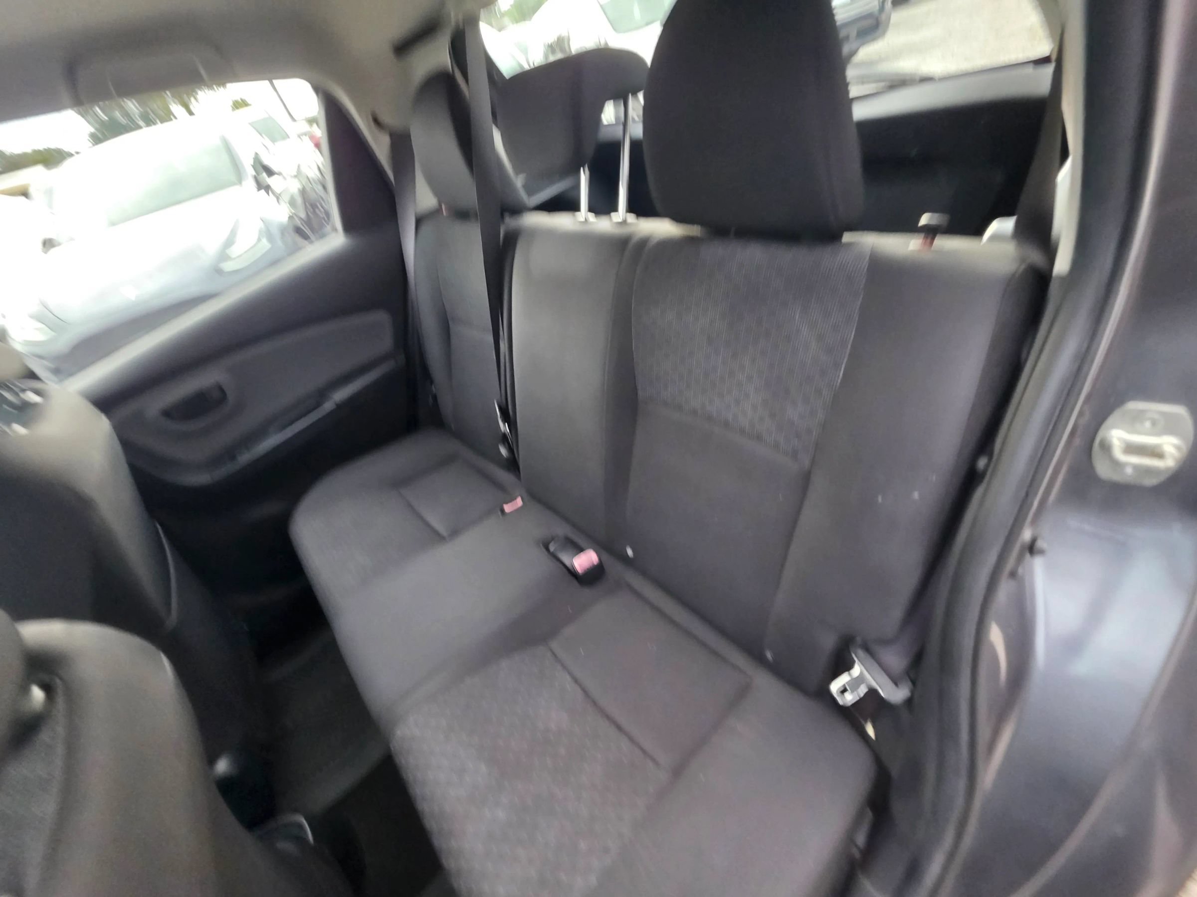 Used 2017 Toyota Yaris L FWD image 15