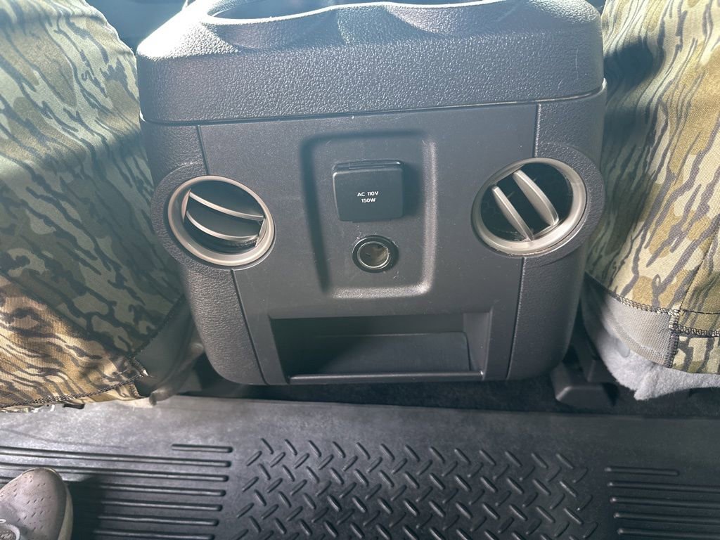 Used 2012 Ford F250 XLT w/ XLT Premium Pkg image 13