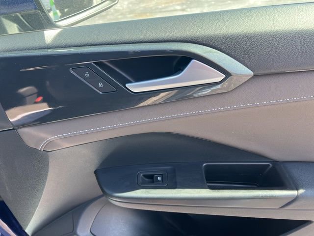 Used 2022 Volkswagen Taos SEL image 36