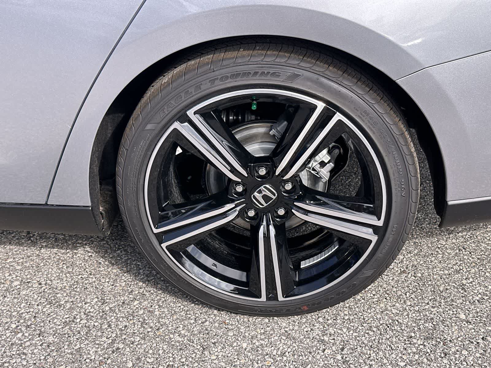 Used 2025 Honda Accord Sport image 12