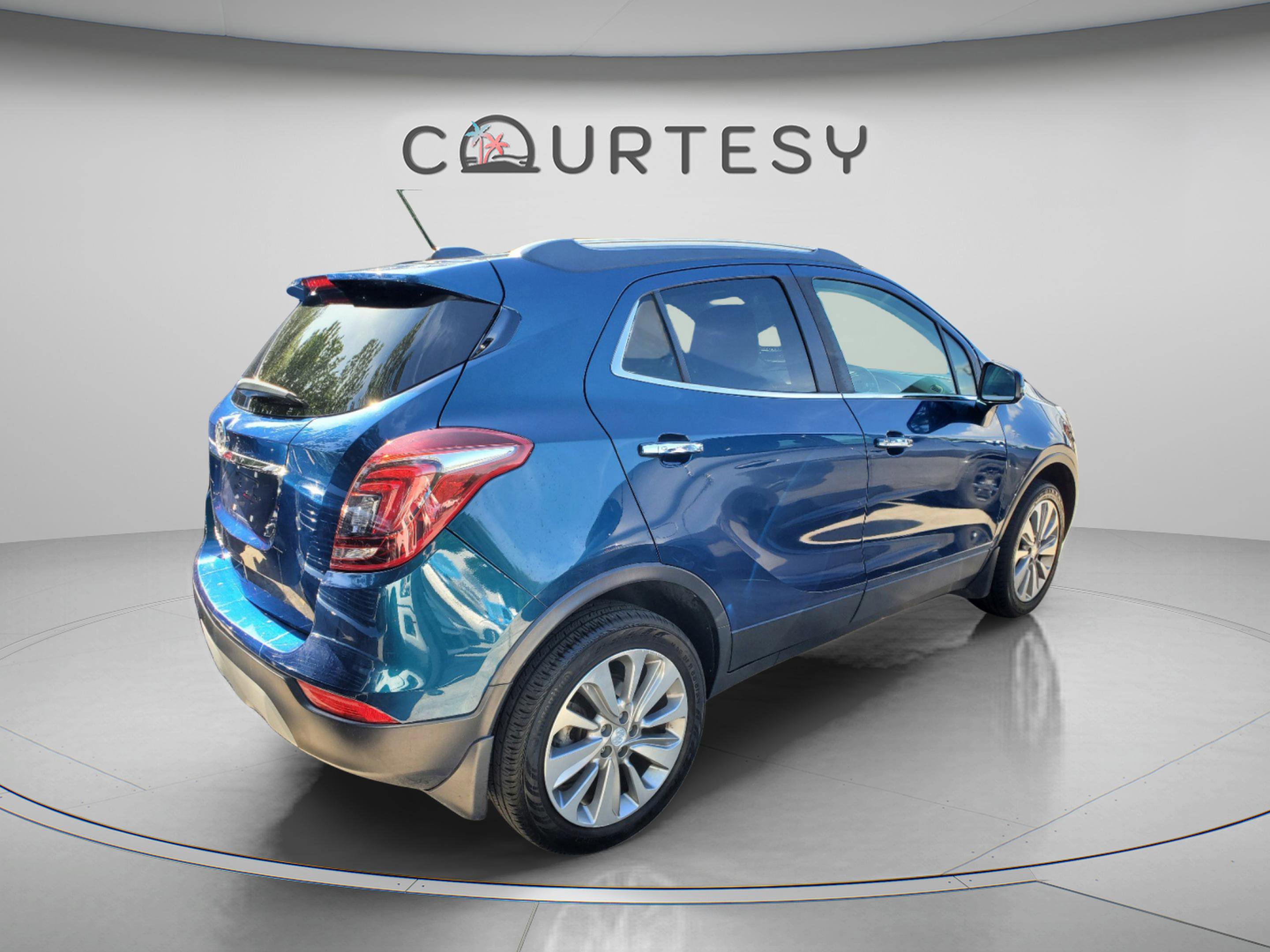 Used 2019 Buick Encore Preferred w/ Safety Package AWD/4WD image 3