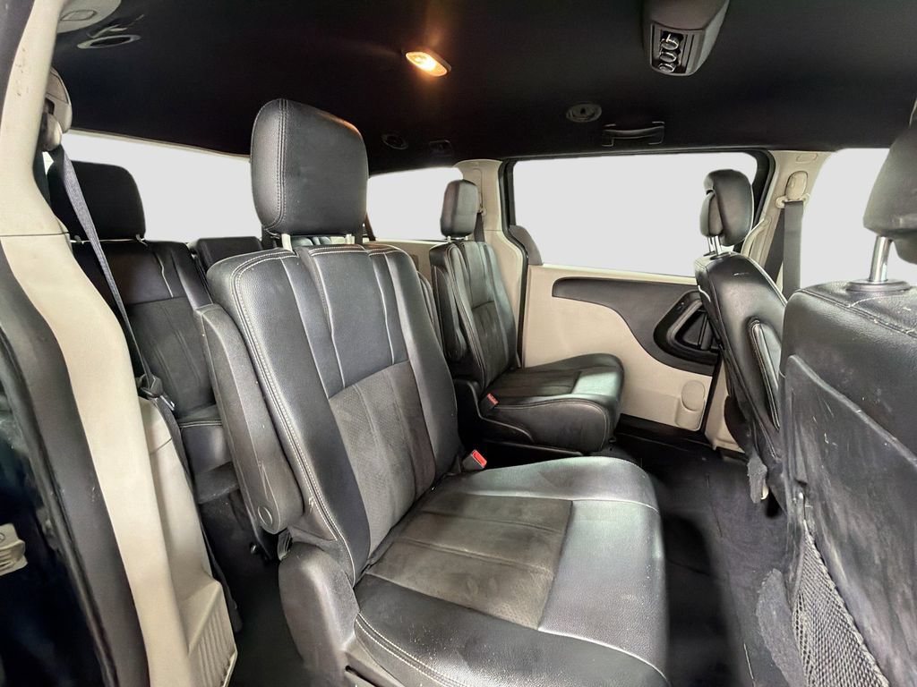 Used 2019 Dodge Grand Caravan SXT FWD image 27