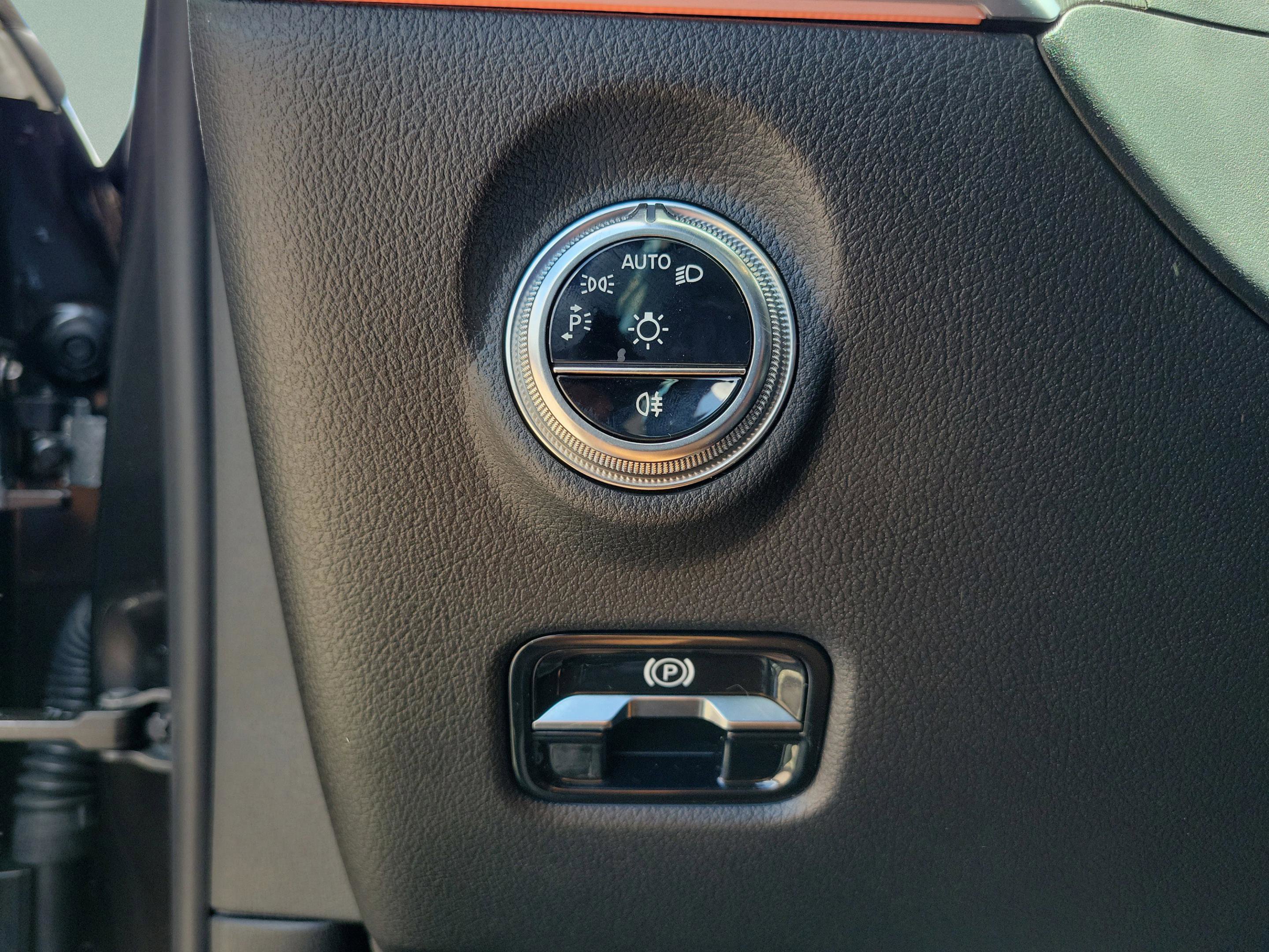 Certified 2026 Mercedes-Benz C 300 Sedan image 24