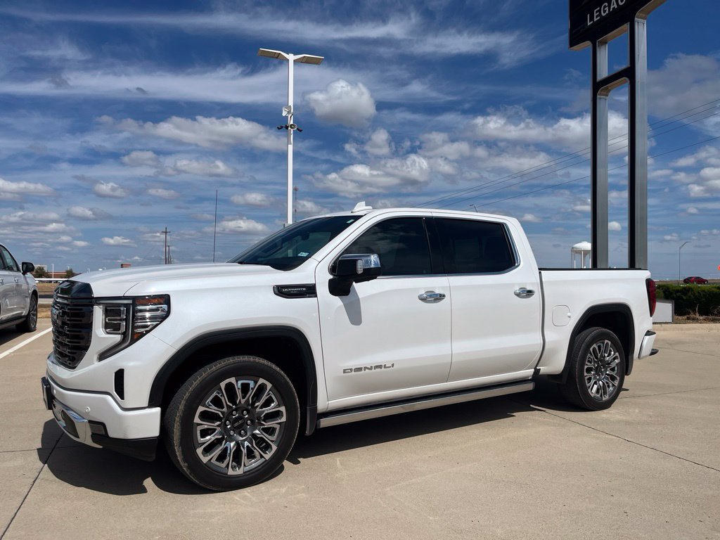 Used 2023 GMC Sierra 1500 Denali Ultimate AWD/4WD image 1