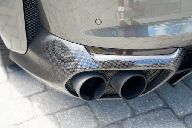 Used 2020 Ferrari 812 Superfast RWD image 52