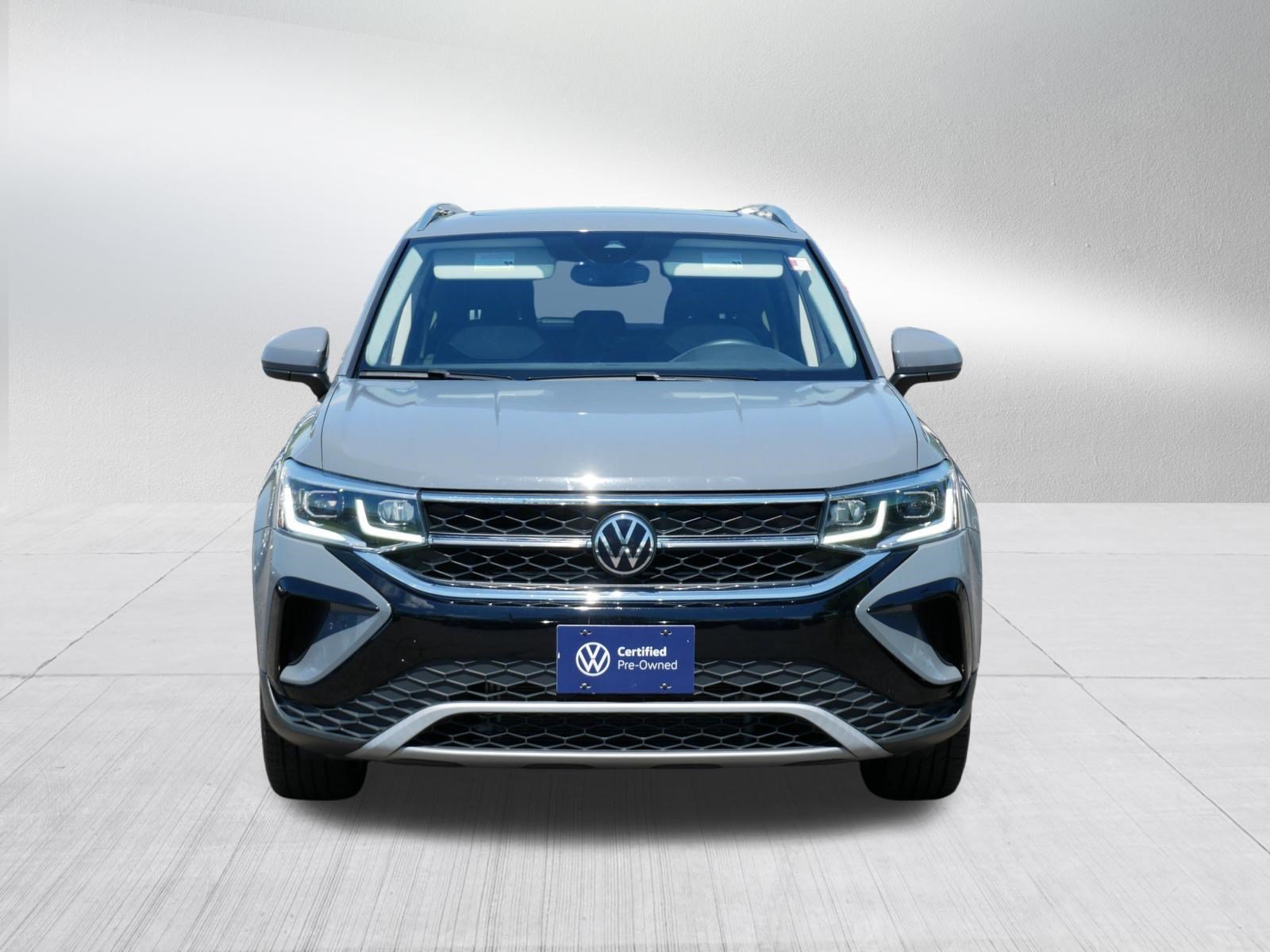 Certified 2023 Volkswagen Taos SEL AWD/4WD image 2