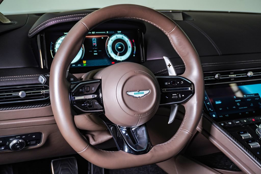 Used 2024 Aston Martin DB12 Coupe RWD image 25
