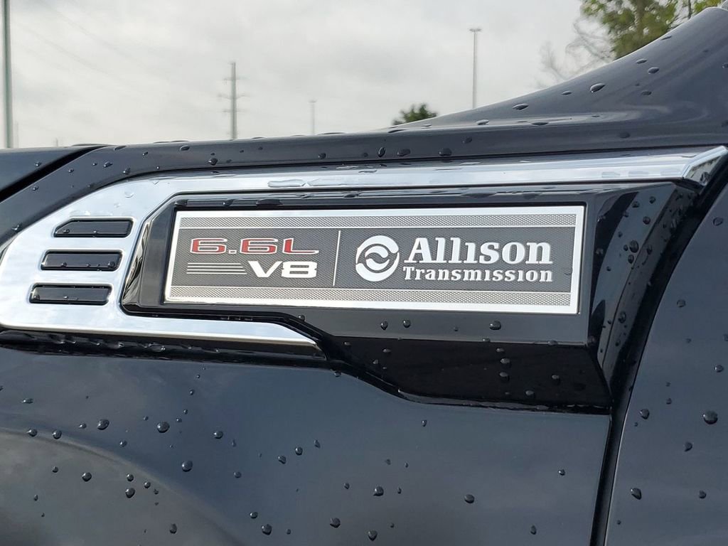 New 2025 GMC Sierra 2500 SLT w/ SLT Premium Package image 33