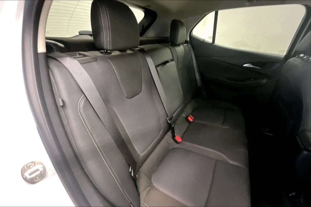 Used 2020 Buick Encore GX Select w/ Advanced Technology Package FWD image 23