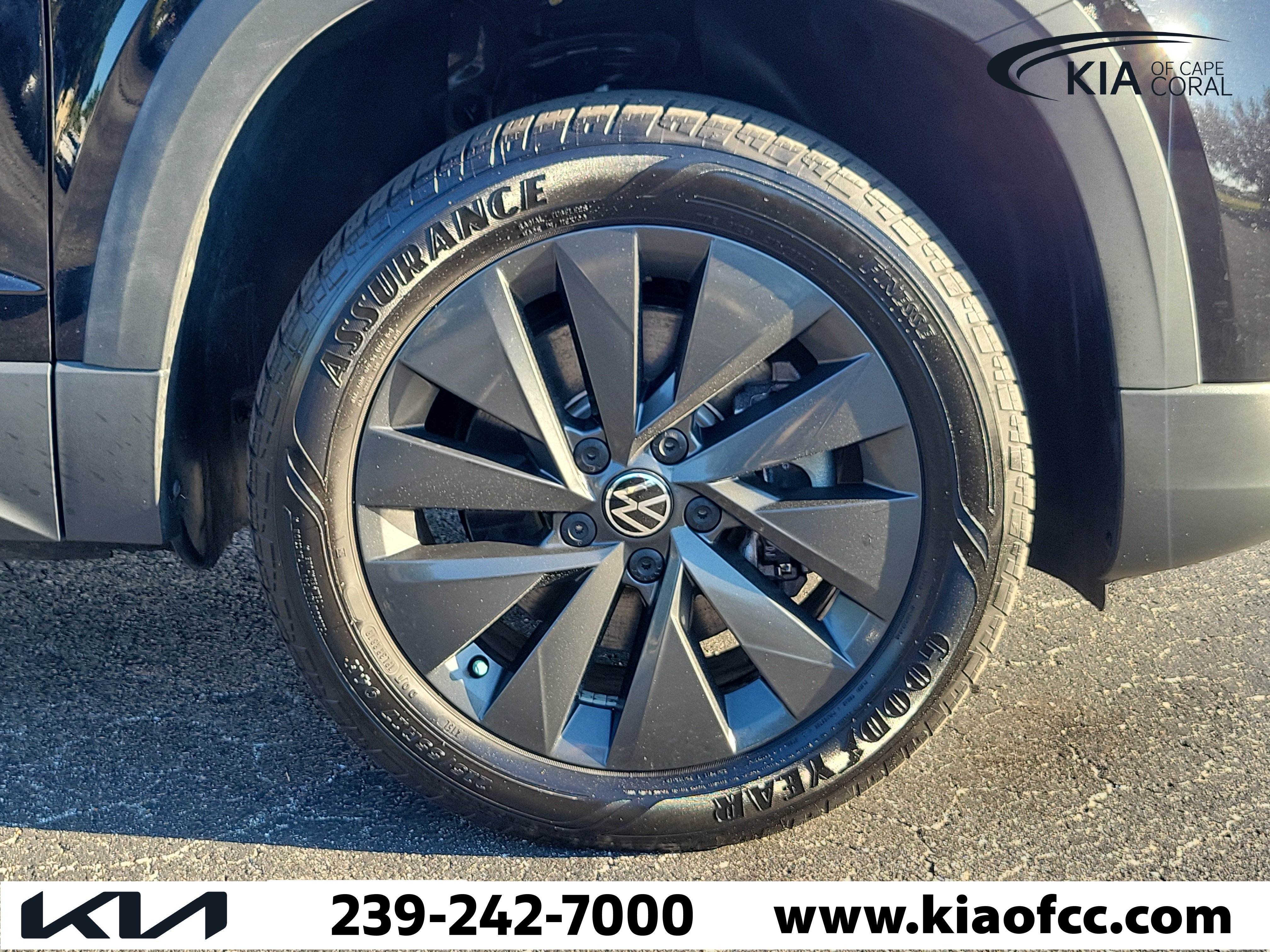 Used 2024 Volkswagen Taos S FWD image 7