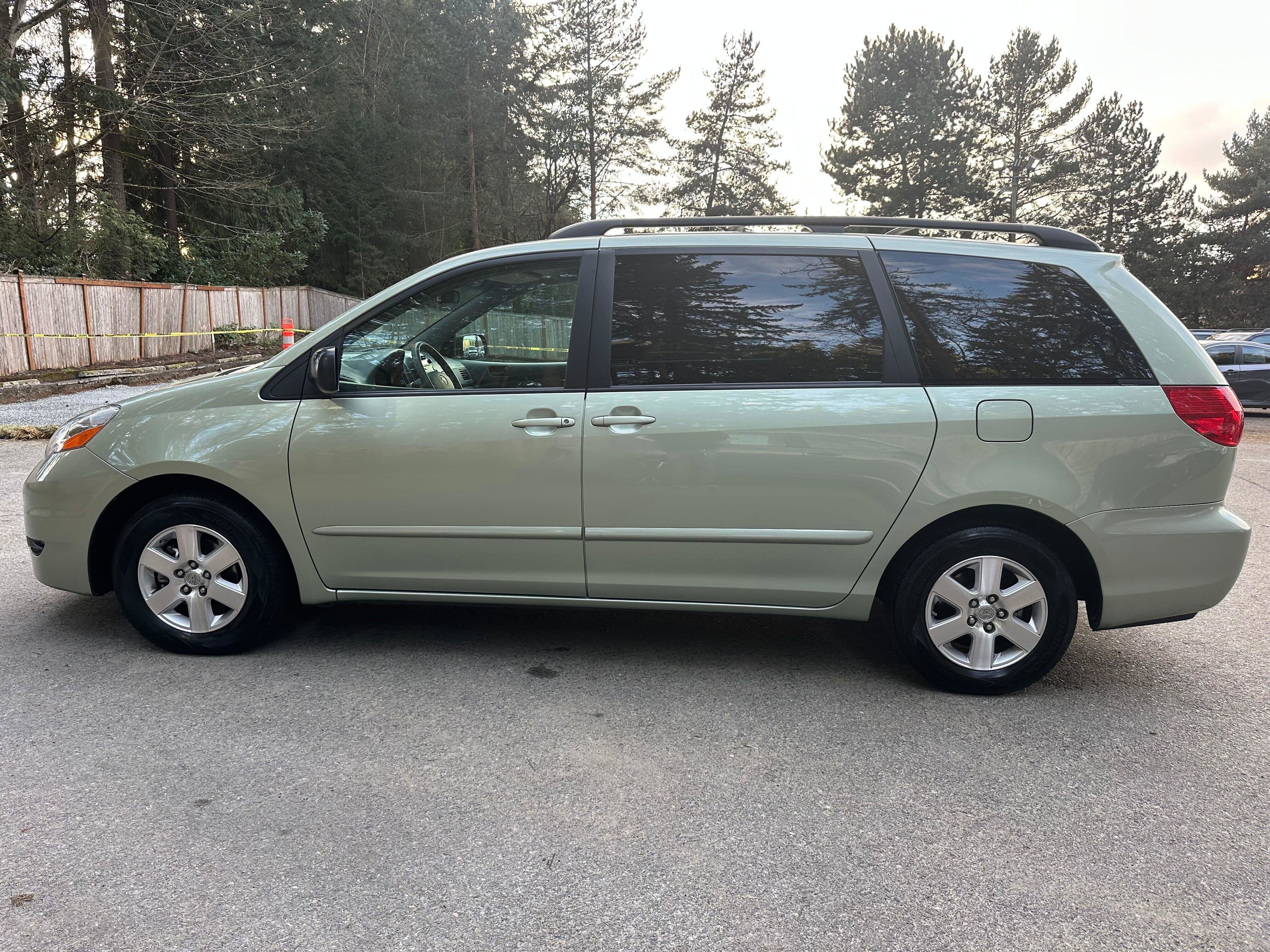 Used 2008 Toyota Sienna LE image 4