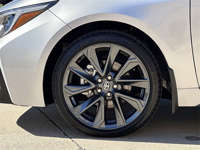 Certified 2025 Toyota Corolla SE image 9