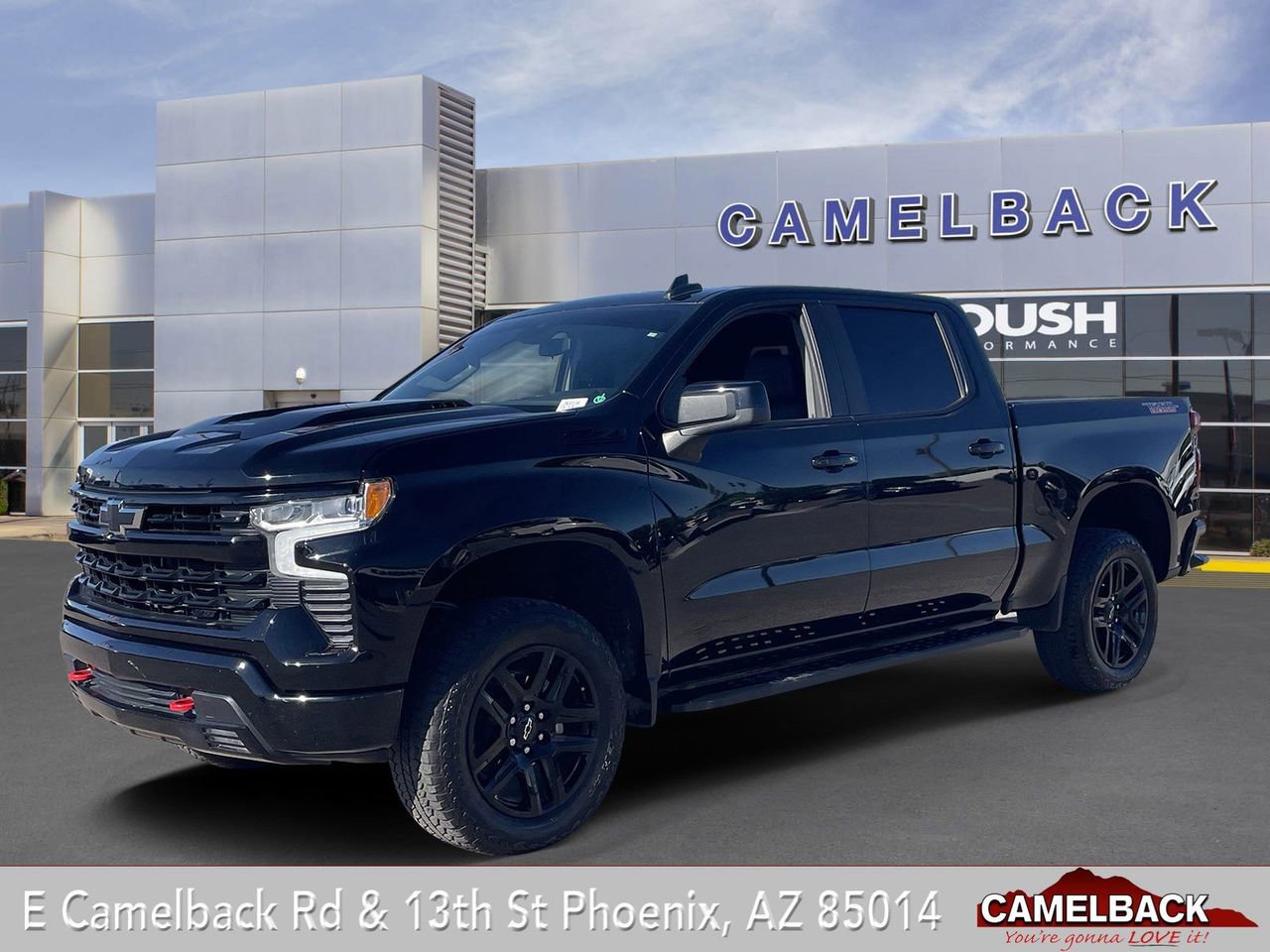 Used 2024 Chevrolet Silverado 1500 LT Trail Boss w/ Convenience Package II image 1