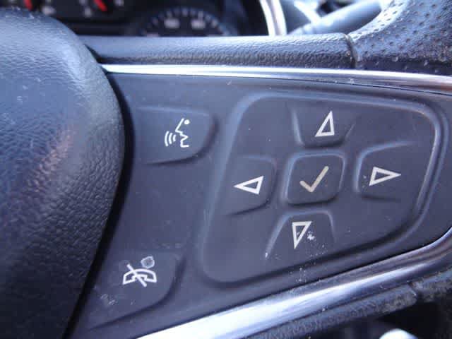 Used 2020 Chevrolet Malibu LT FWD image 16