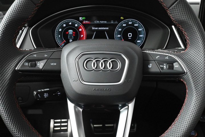 New 2025 Audi SQ5 Premium Plus image 9