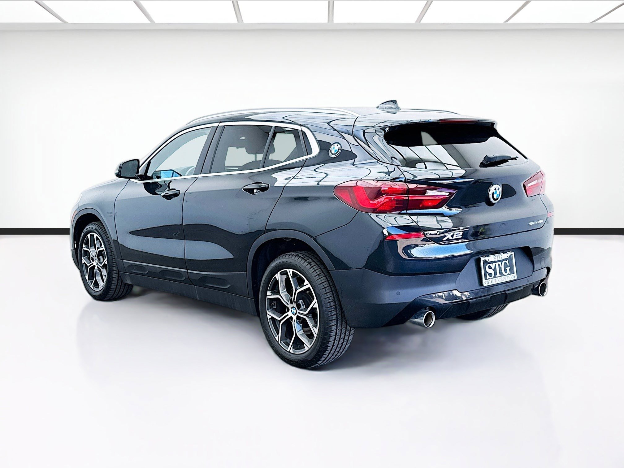 Used 2023 BMW X2 sDrive28i w/ Convenience Package image 6
