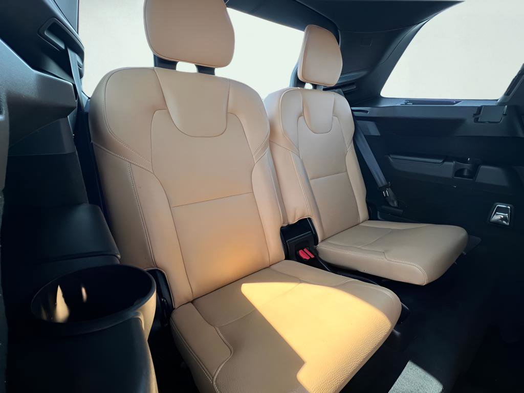 Used 2019 Volvo XC90 T6 Momentum w/ Advanced Package AWD/4WD image 26