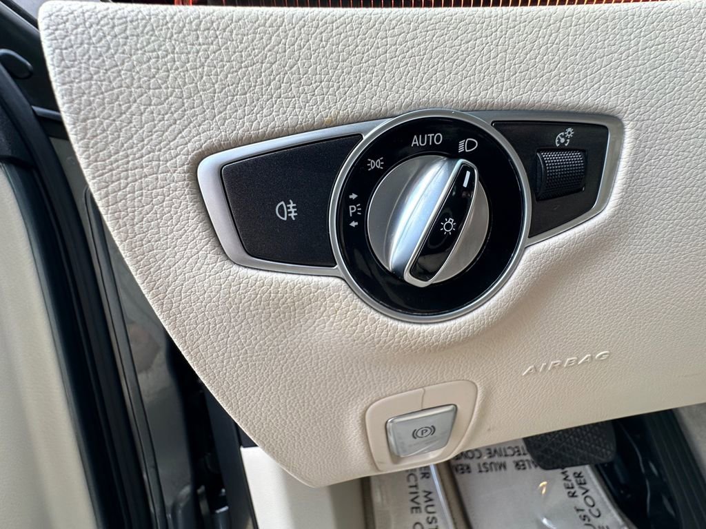 Used 2017 Mercedes-Benz E 300 image 46