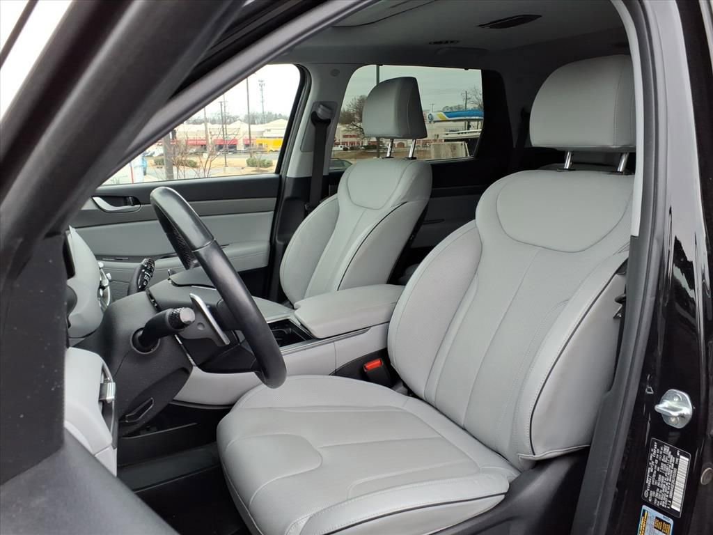 Used 2024 Hyundai Palisade SEL w/ Premium Package image 3