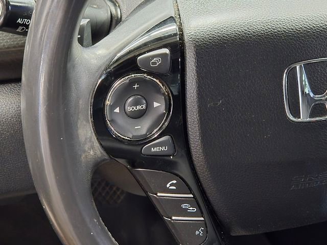 Used 2017 Honda Accord EX-L image 9