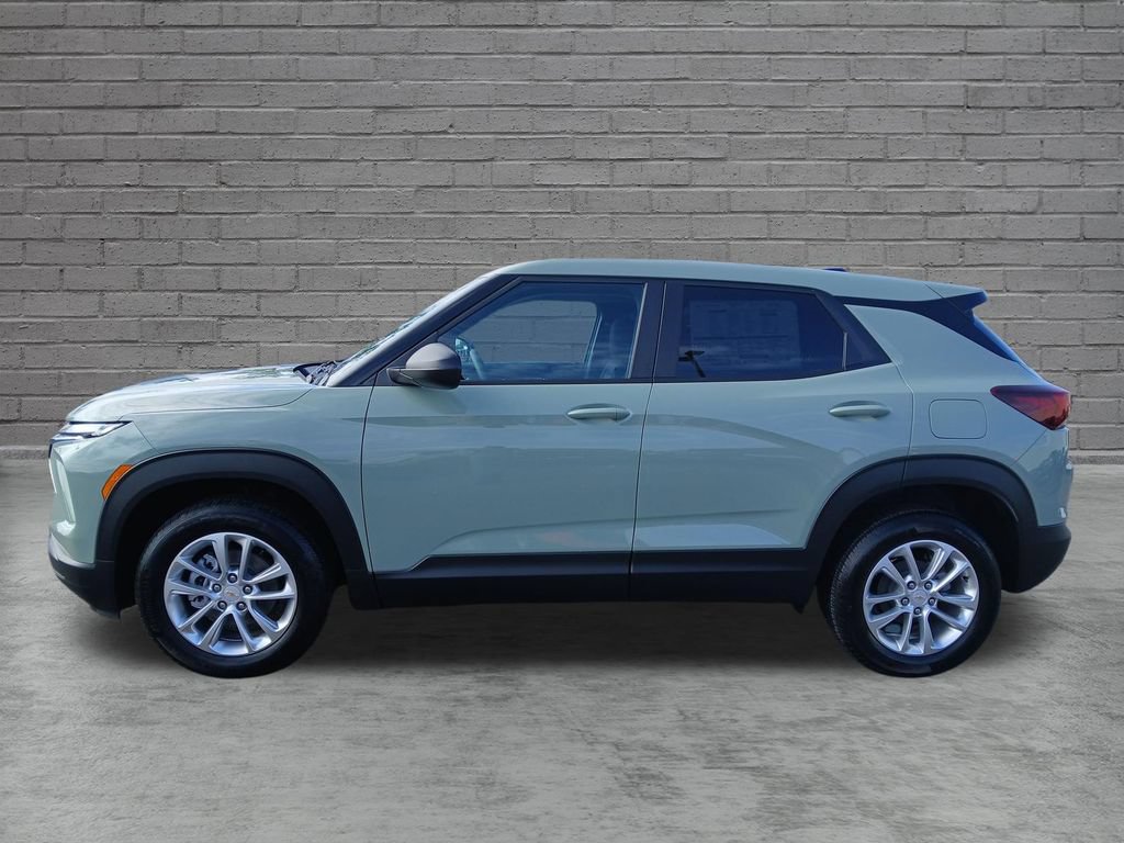 New 2026 Chevrolet TrailBlazer LS w/ LS Convenience Package AWD/4WD image 2
