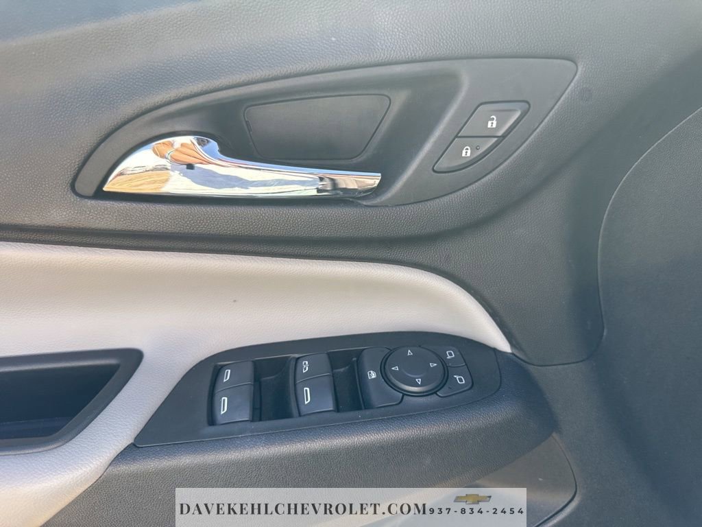 Used 2022 Chevrolet Equinox LS w/ LS Convenience Package image 10