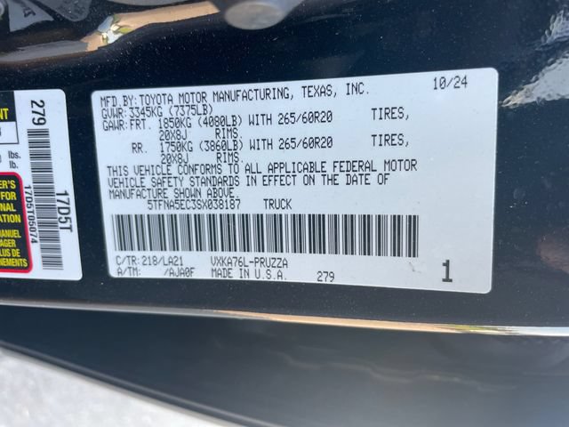 Used 2025 Toyota Tundra Platinum AWD/4WD image 31