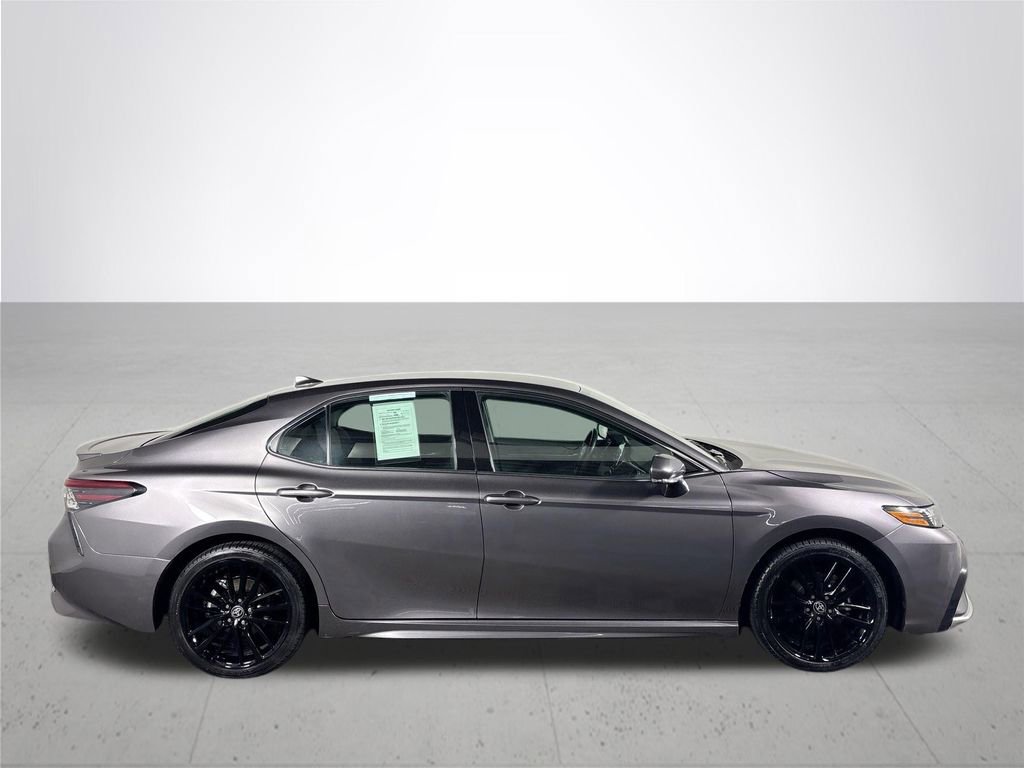 Used 2024 Toyota Camry XSE FWD image 5