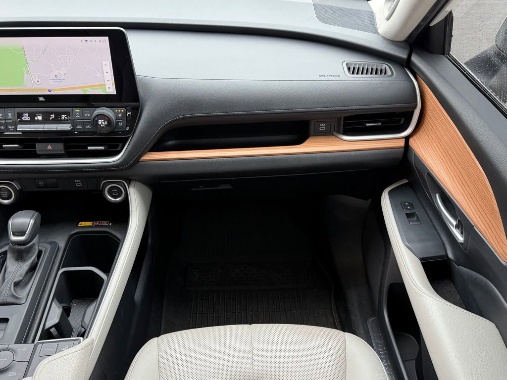 Used 2024 Toyota Grand Highlander Limited image 10