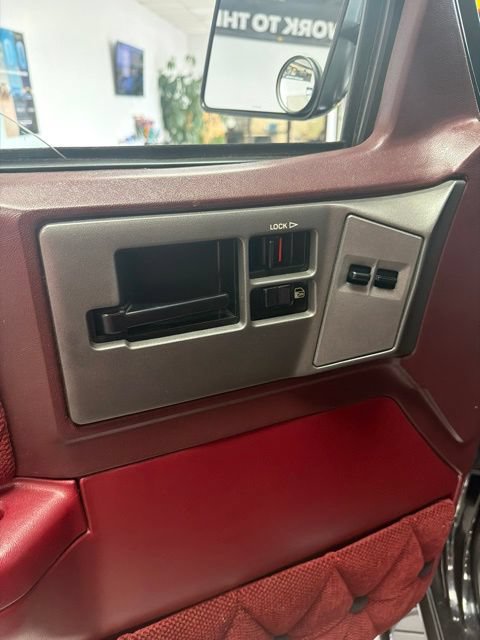 Used 1991 Chevrolet S10 Pickup 4x4 Extended Cab image 20