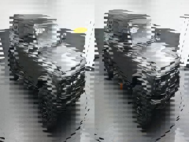 Used 2023 Ford Bronco Wildtrak AWD/4WD image 15