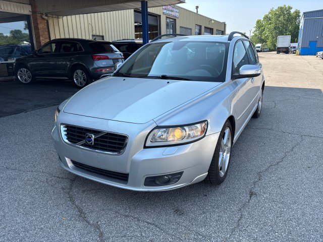 Used 2008 Volvo V50 2.4i image 1
