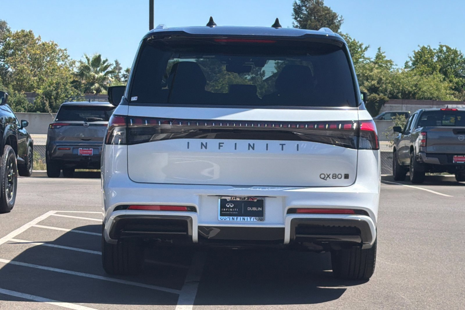 New 2027 INFINITI QX80 Autograph AWD/4WD image 5