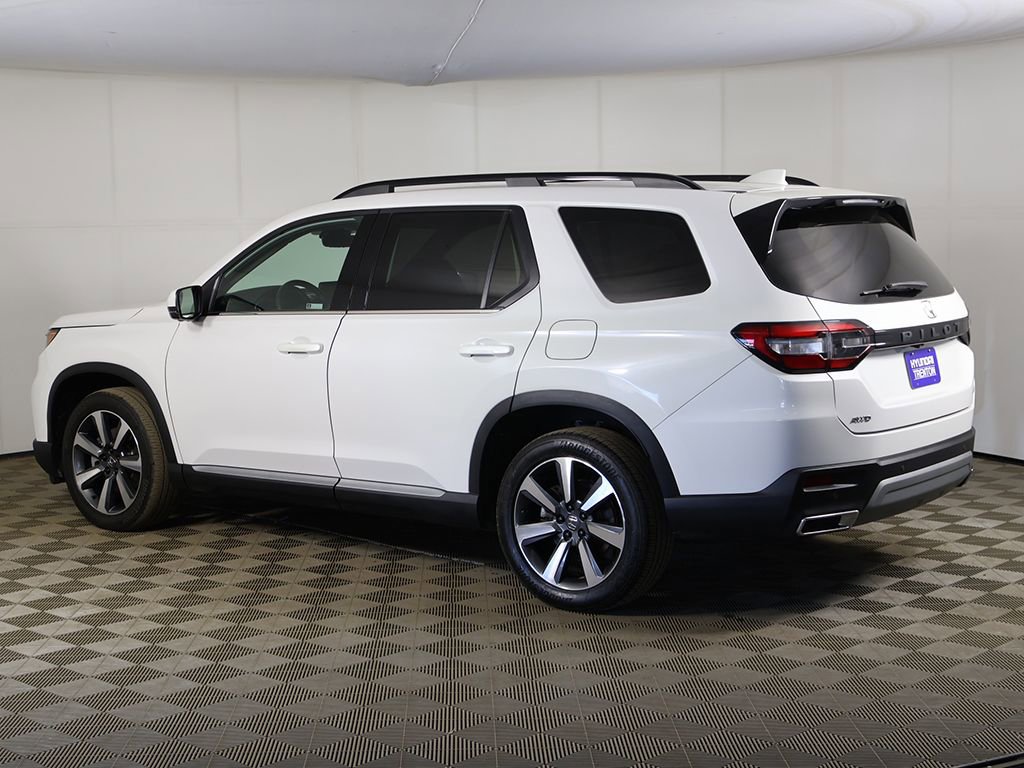 Used 2023 Honda Pilot Elite image 13