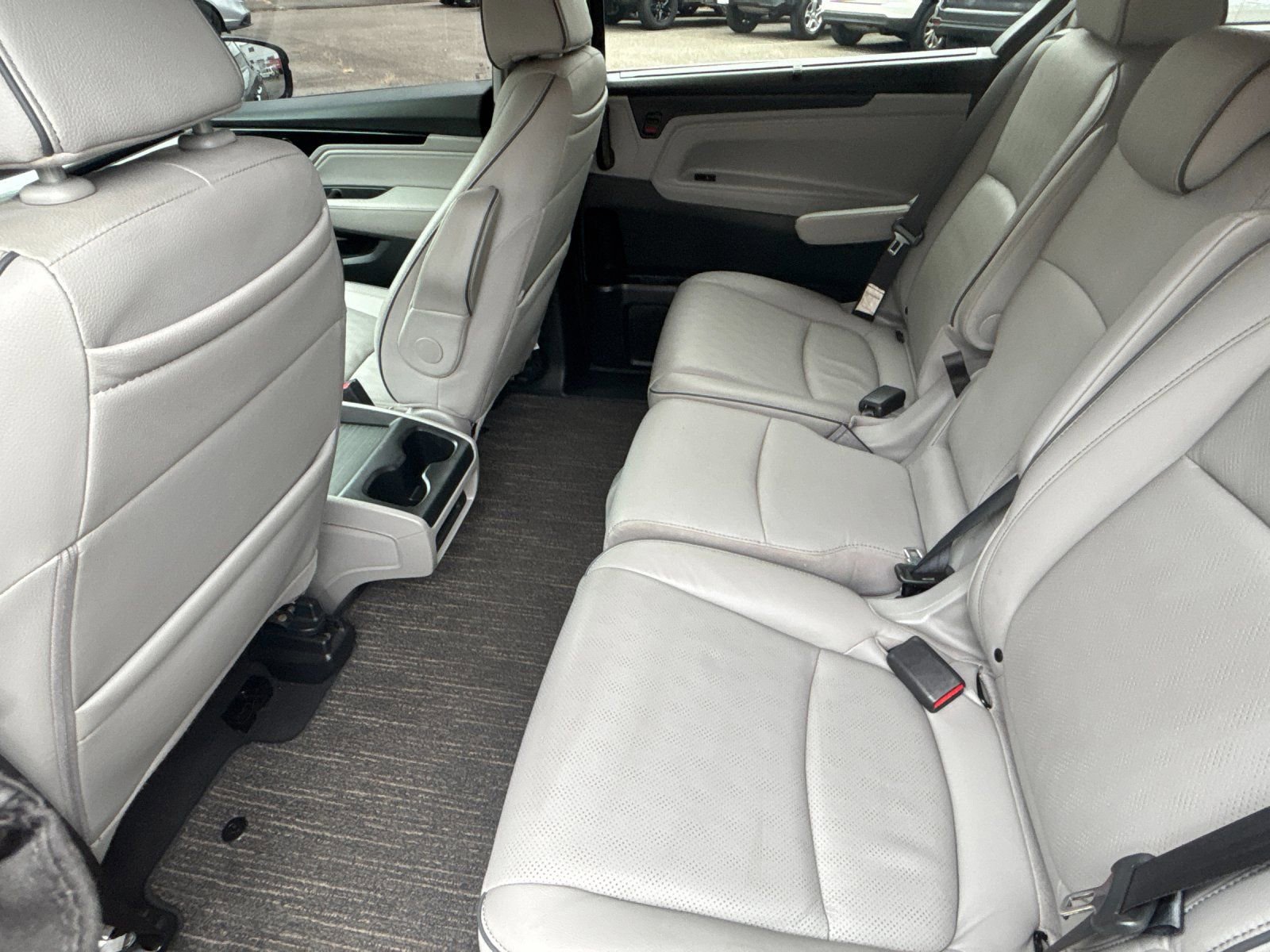 Used 2022 Honda Odyssey Elite image 12