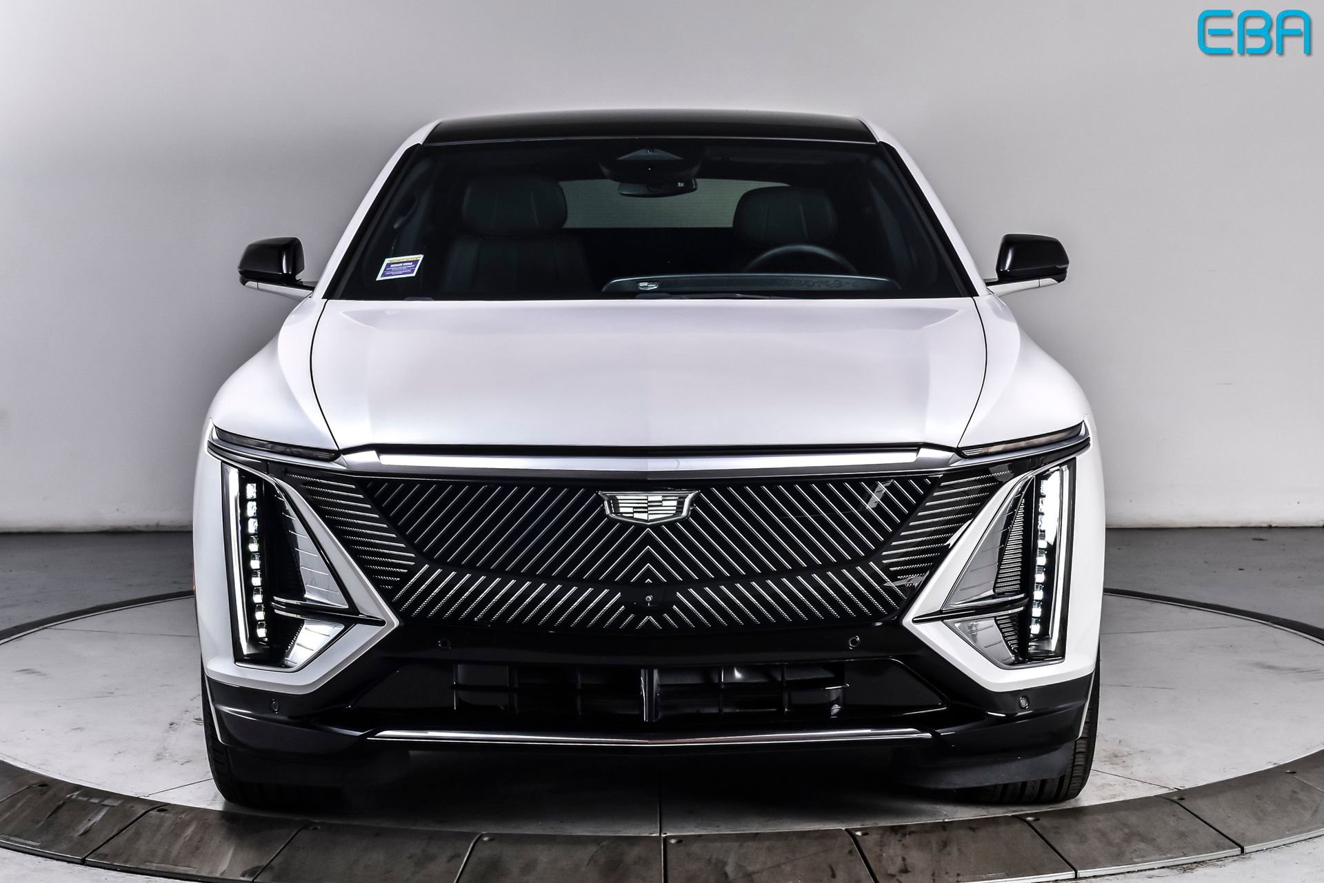 Used 2024 Cadillac Lyriq Luxury RWD image 8